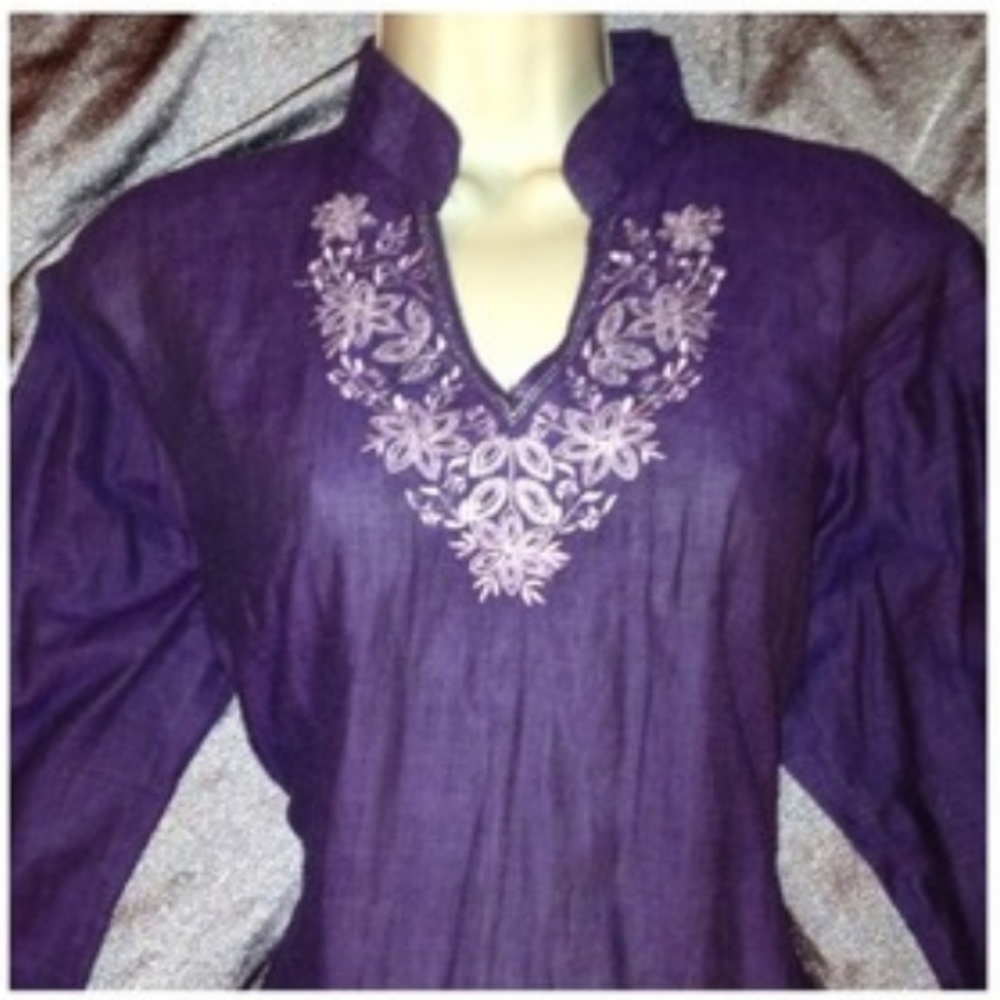 EMBROIDERED LINEN TOP - Picture 5 of 6